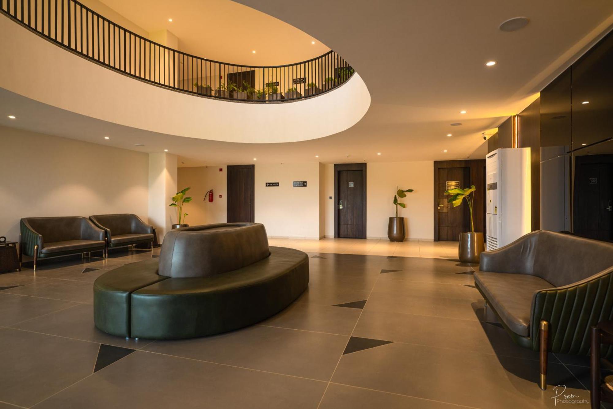 Hotel Omaya Garden Rāipur Екстериор снимка