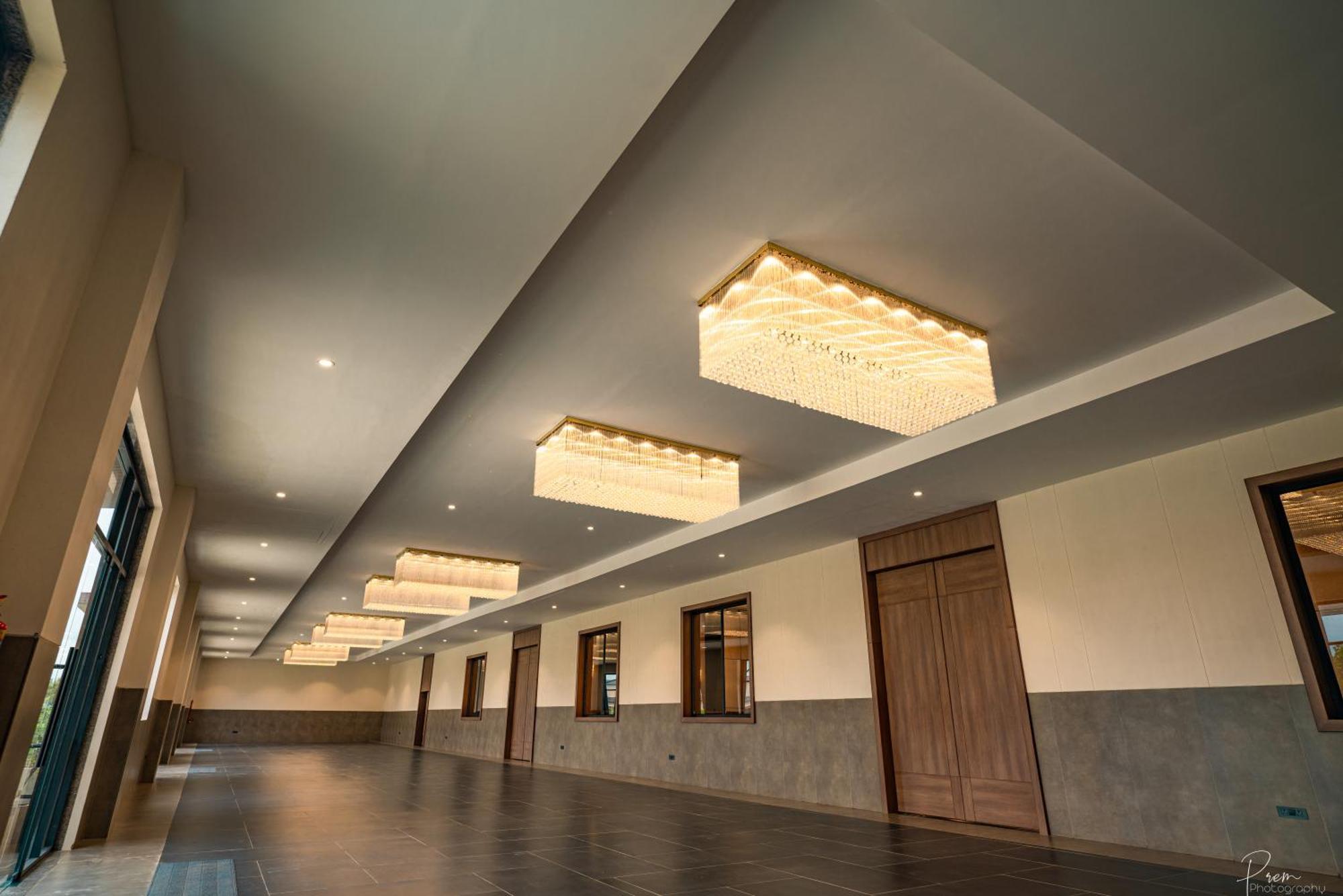 Hotel Omaya Garden Rāipur Екстериор снимка